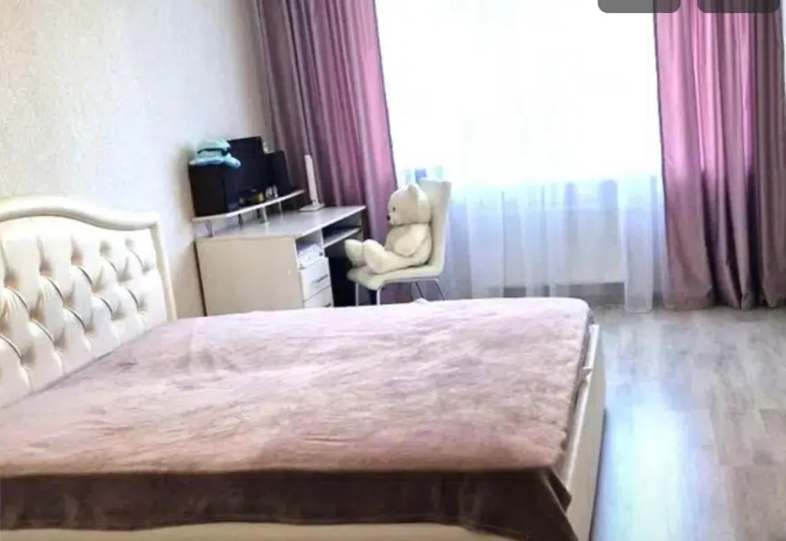 Image 3 of VIP apart 575