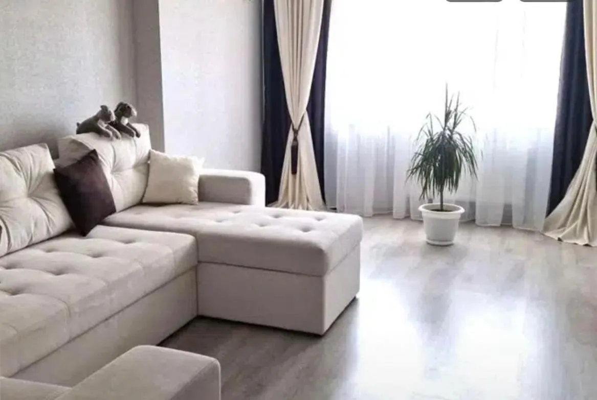 Image 5 of VIP apart 575