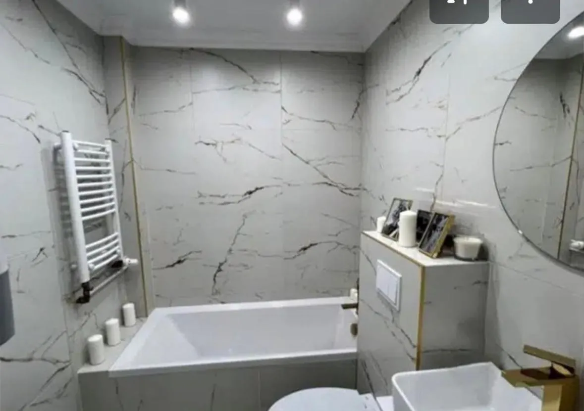Image 5 of VIP apart 579
