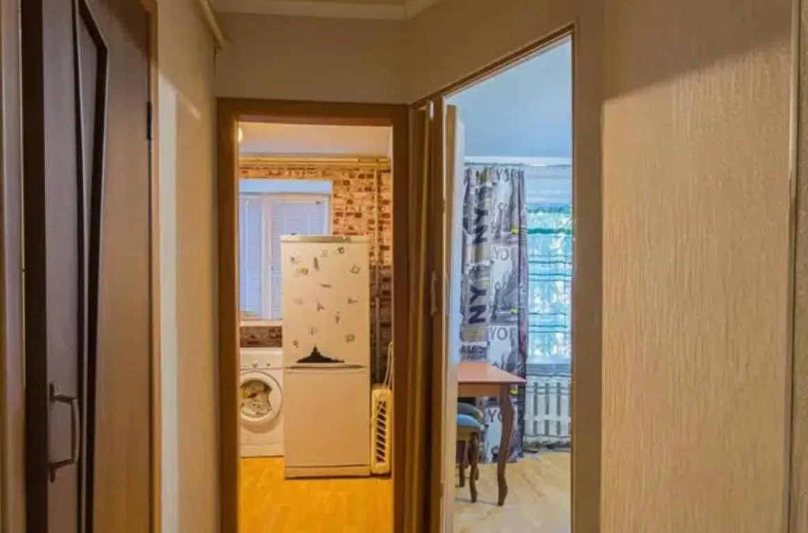 Image 2 of VIP apart 601