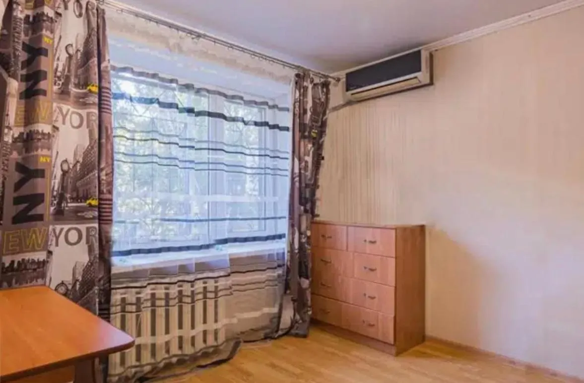 Image 3 of VIP apart 601