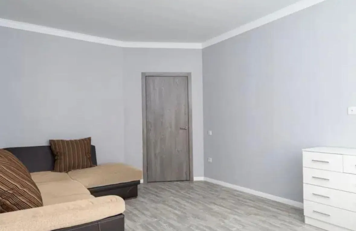 Image of VIP apart 602