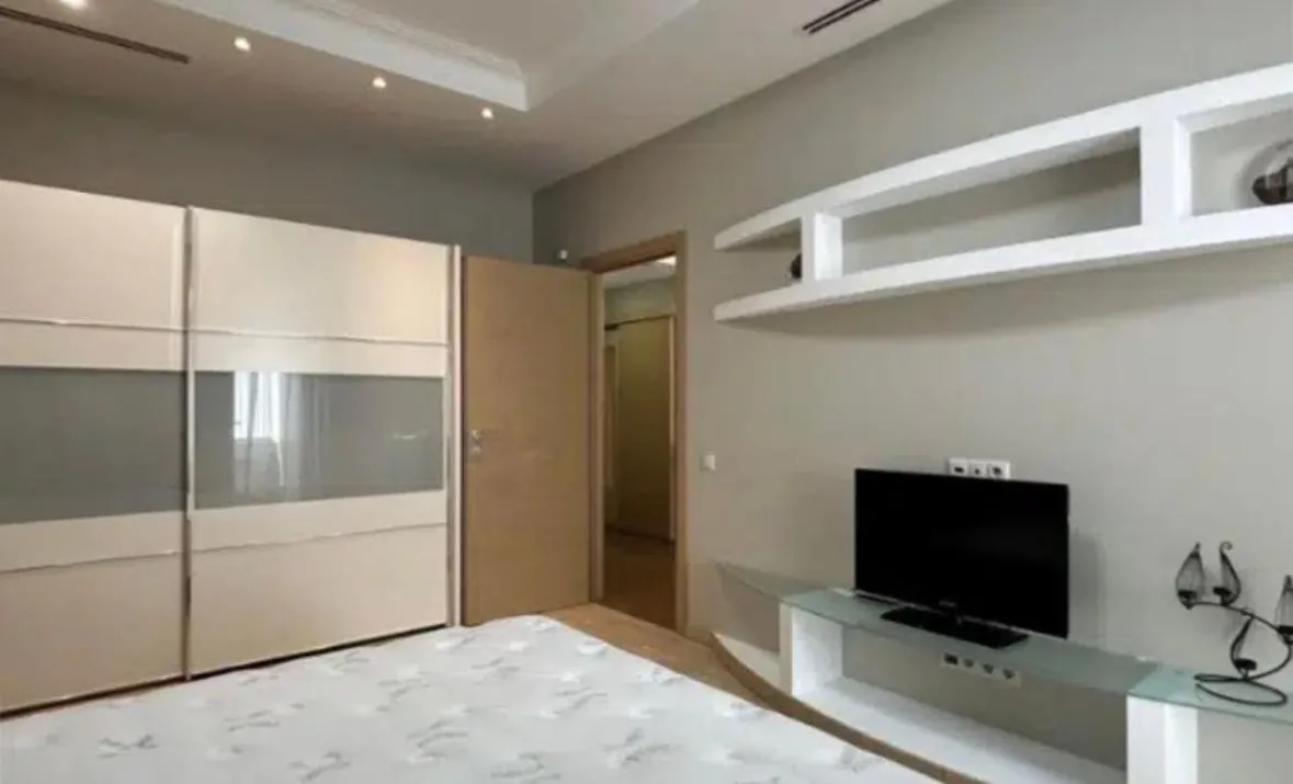 Image of VIP apart 604