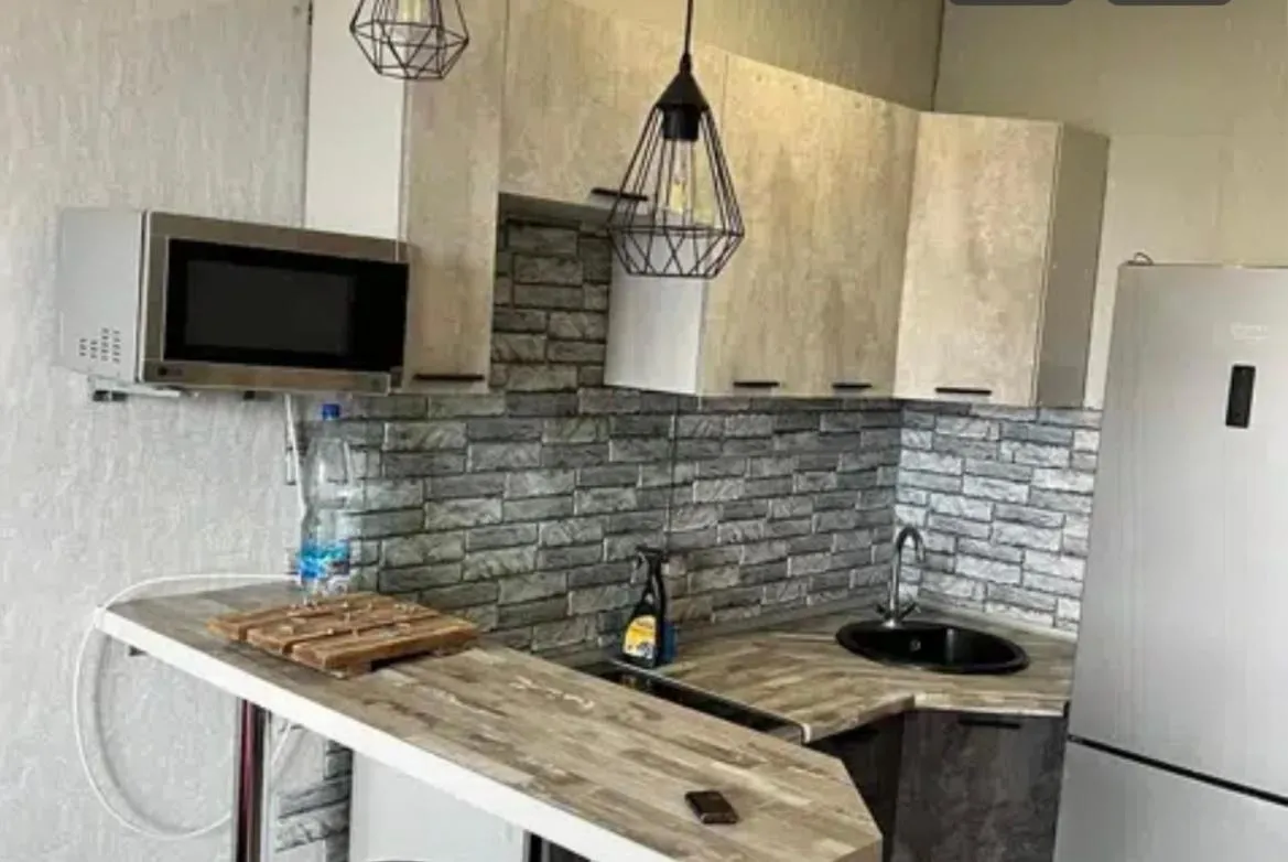 Image 5 of VIP apart 612