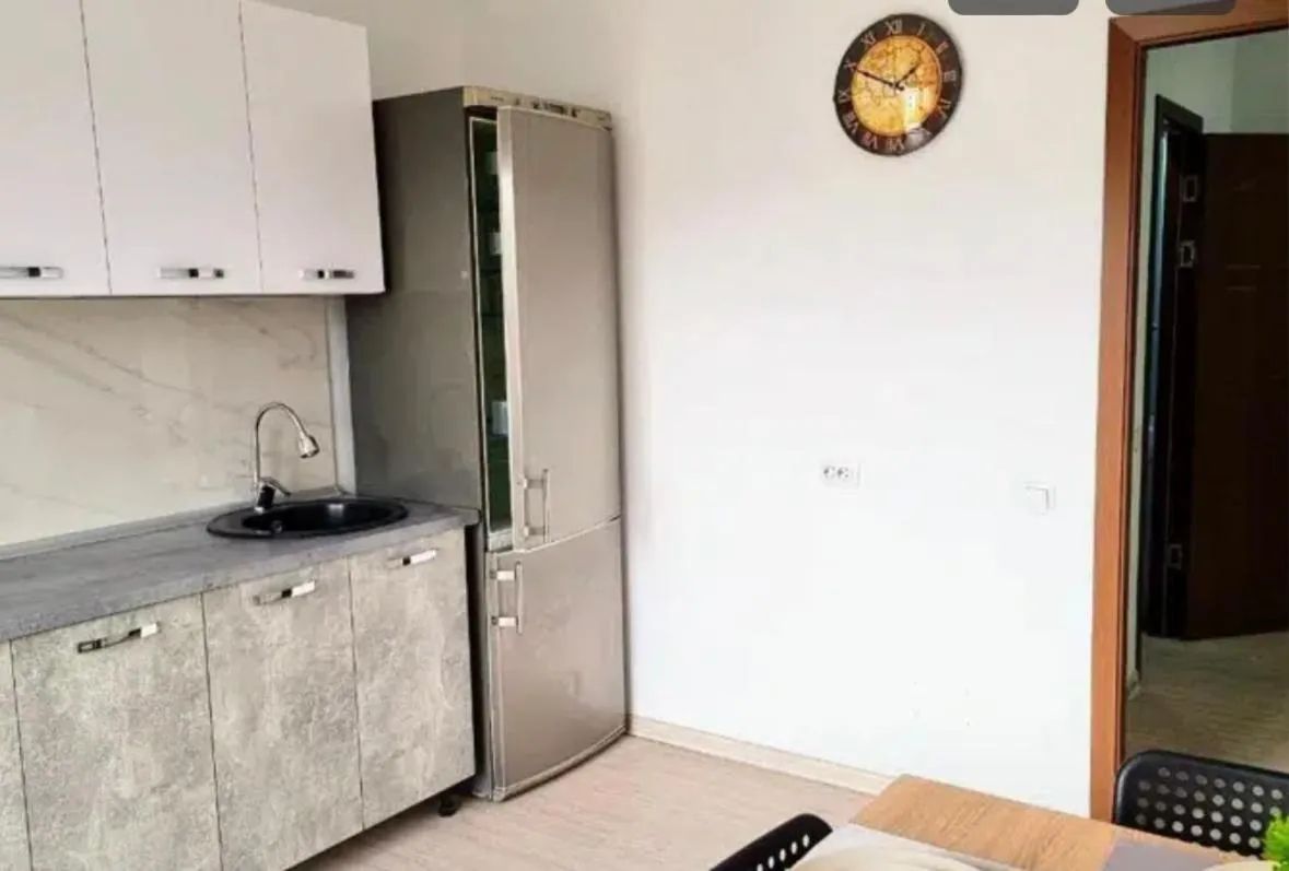 Image 2 of VIP apart 615