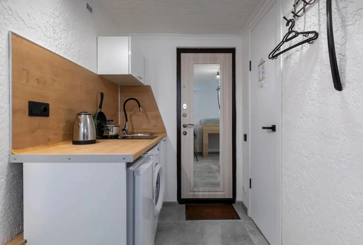 Image 3 of VIP apart 621