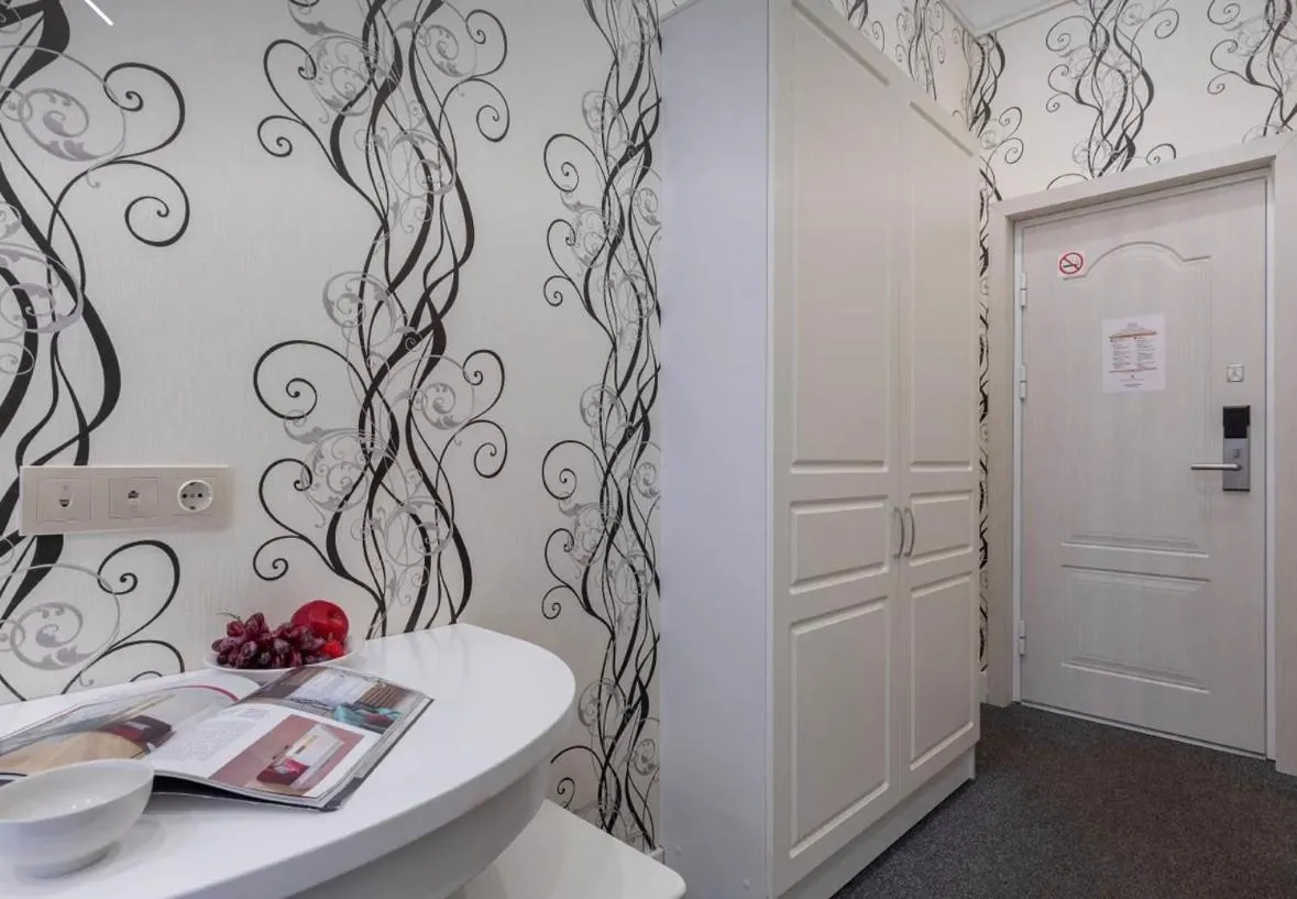 Image 5 of VIP apart 655