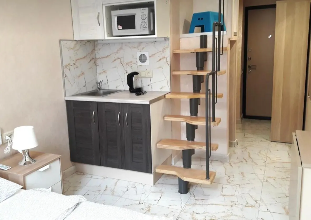 Image 3 of VIP apart 679