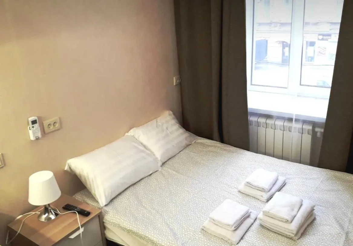 Image 5 of VIP apart 679