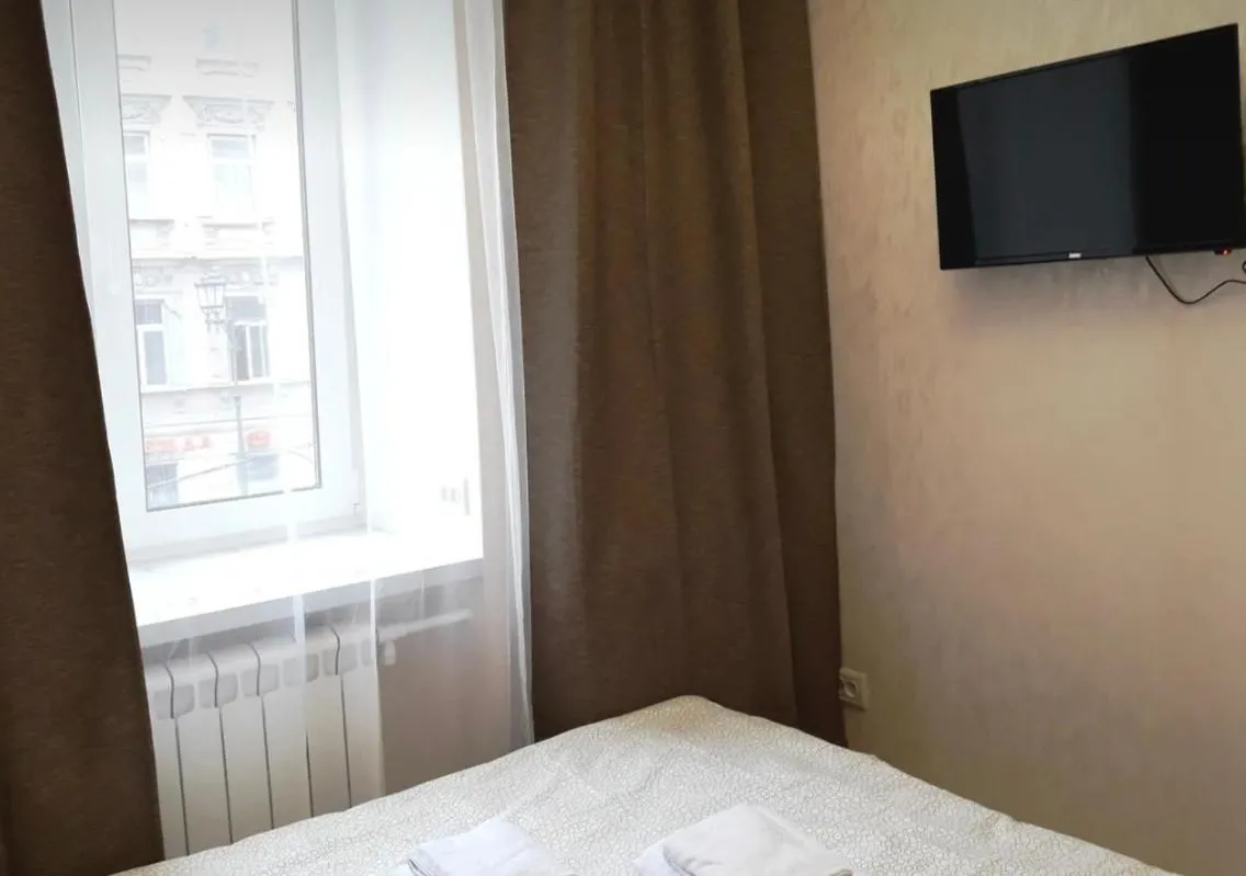 Image 6 of VIP apart 679