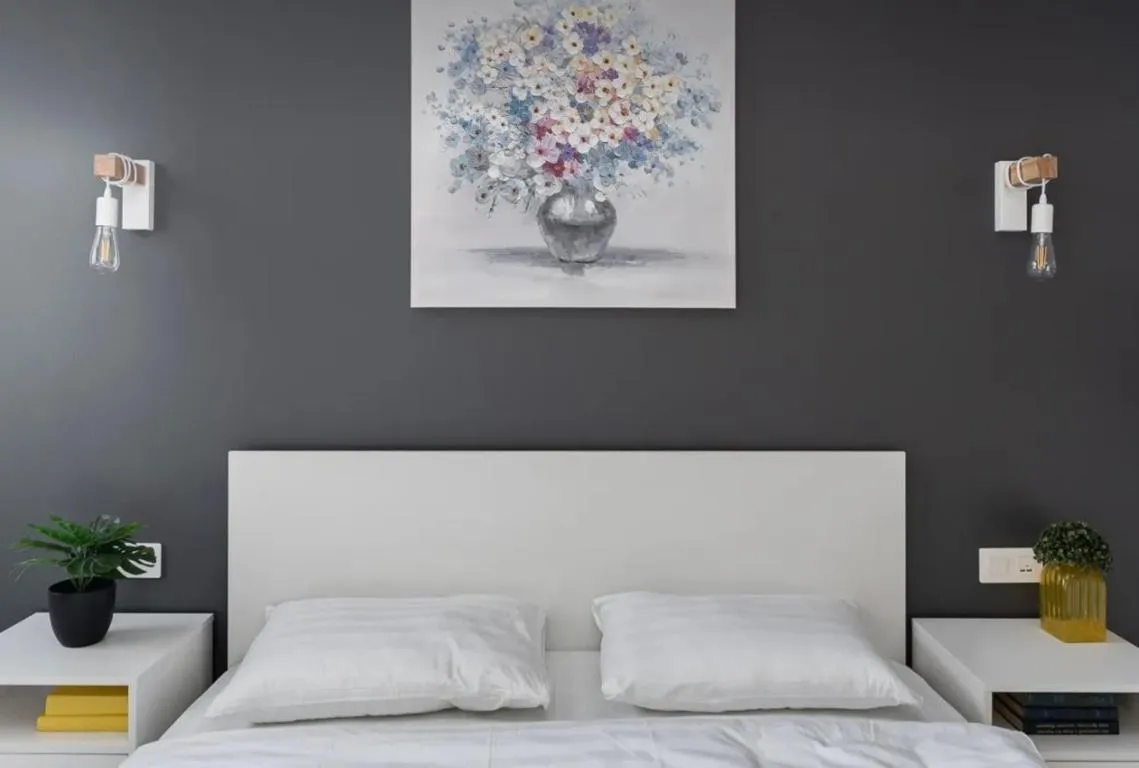 Image of VIP apart 681