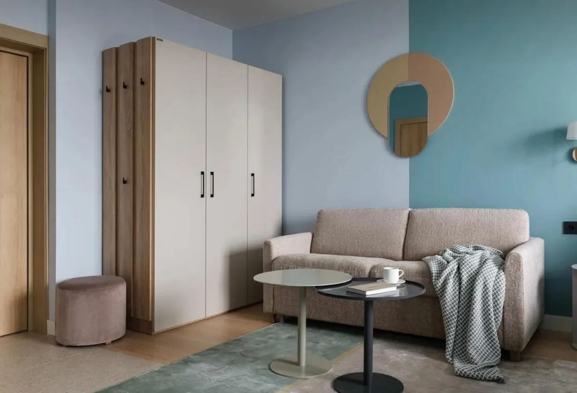 Image 3 of VIP apart 684