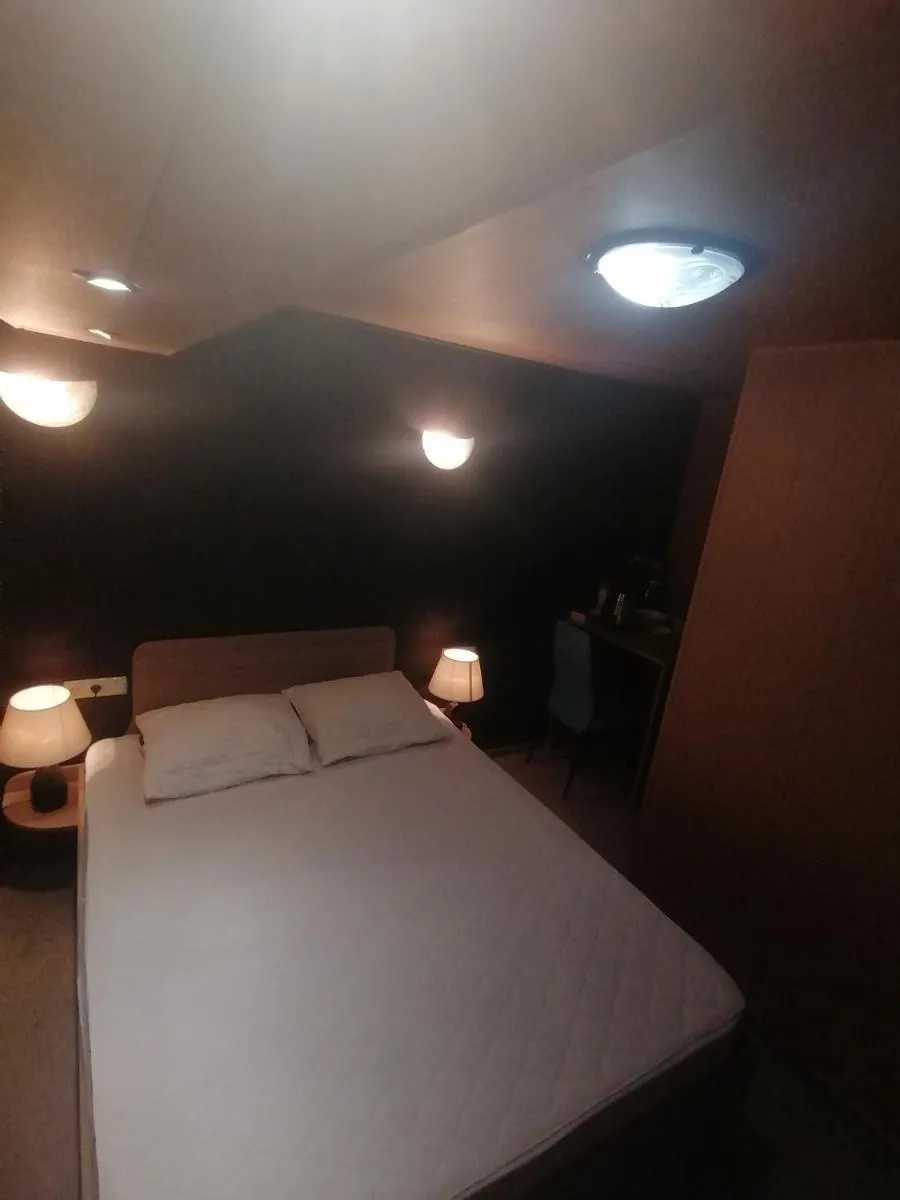 Image 6 of VIP apart 709