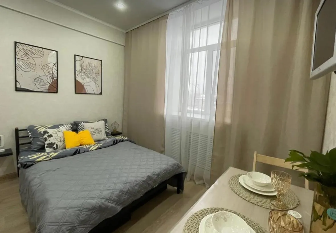 Image 4 of VIP apart 713