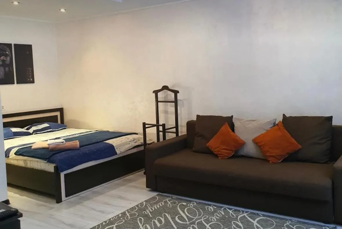 Image 4 of VIP apart 735