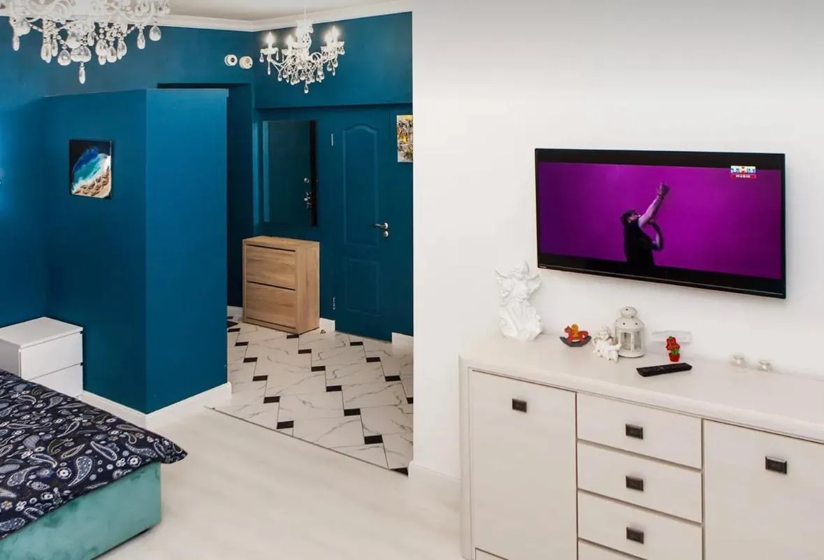 Image 6 of VIP apart 750