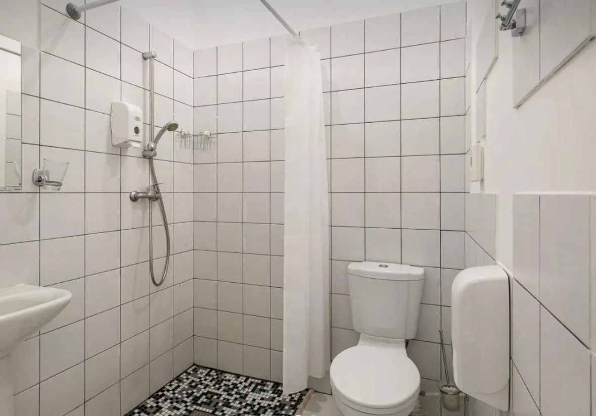 Image 5 of VIP apart 774