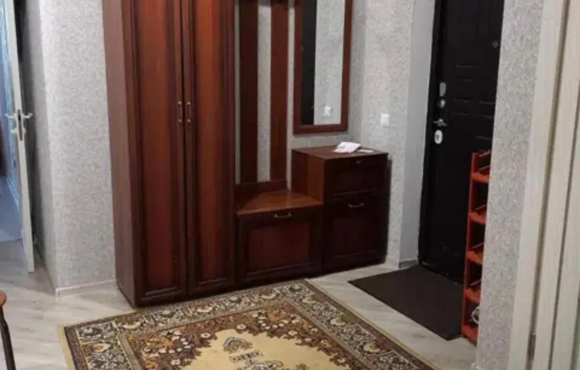 Image 3 of VIP apart 780