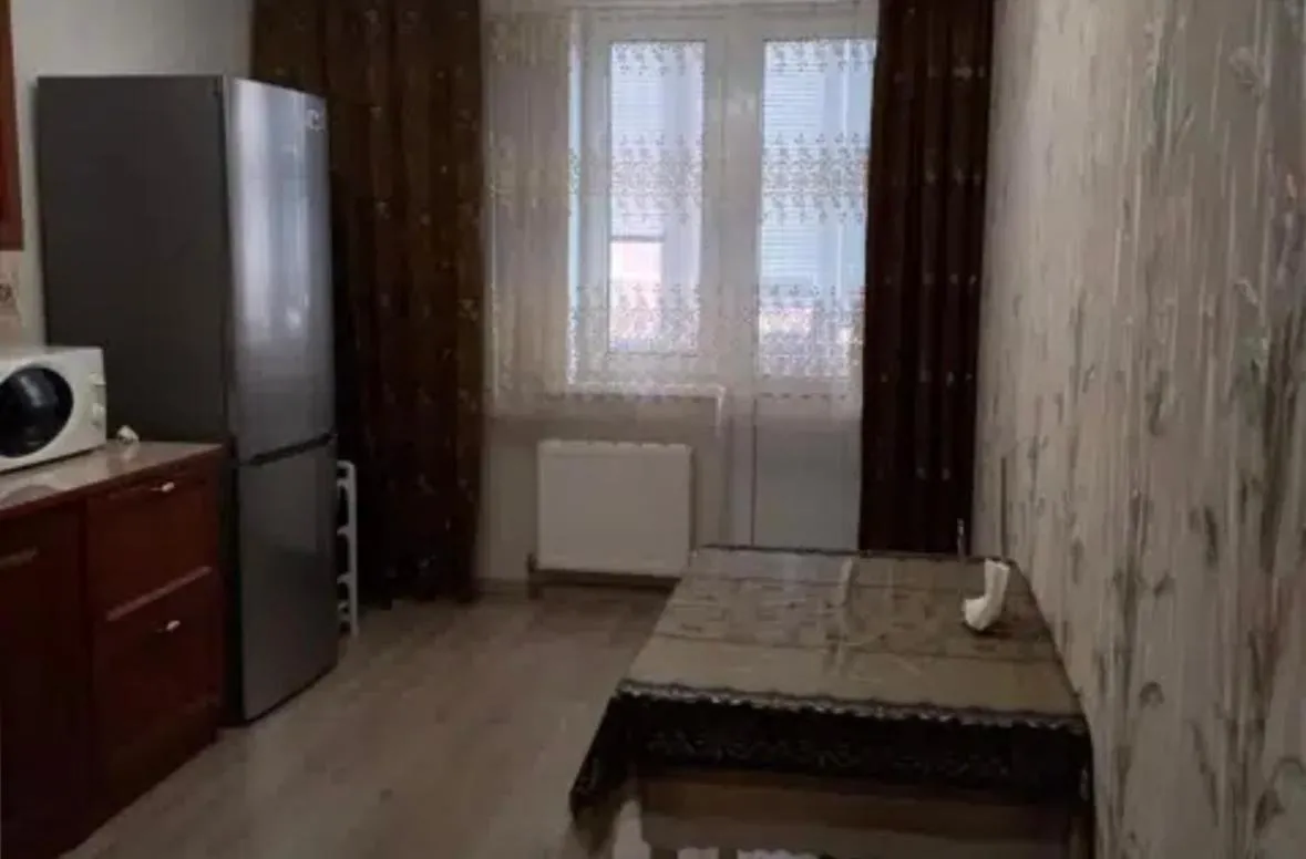 Image 5 of VIP apart 780