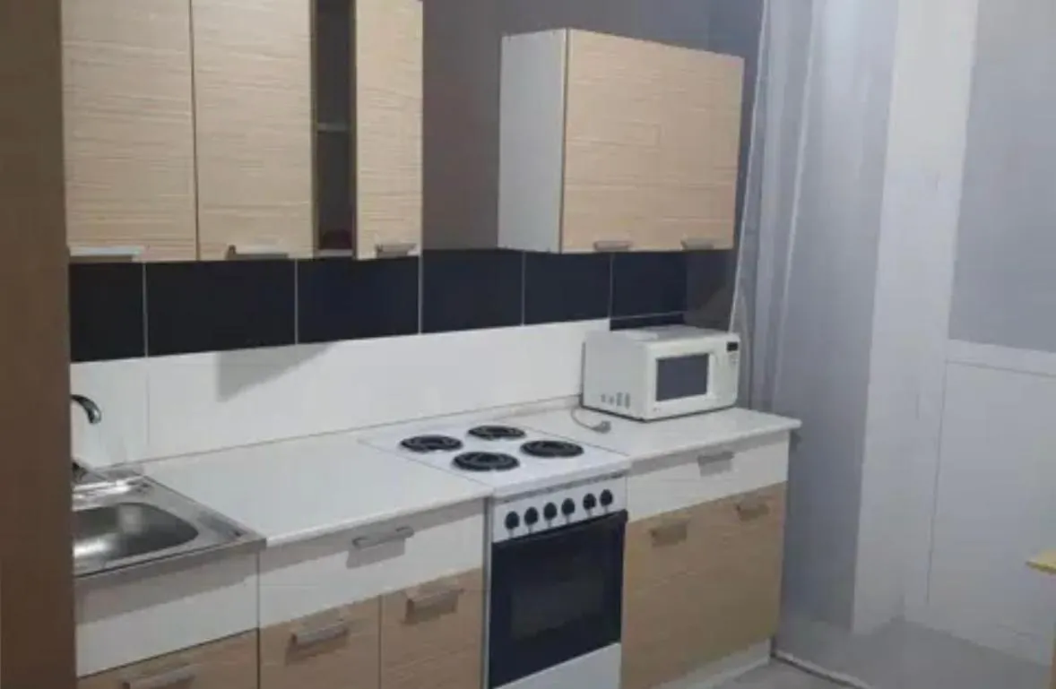 Image 1 of VIP apart 781