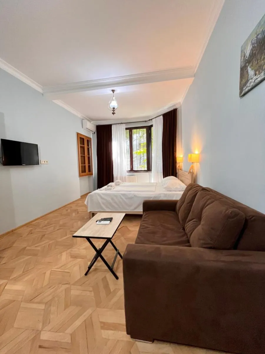 Image 4 of Vera City Center Apartment