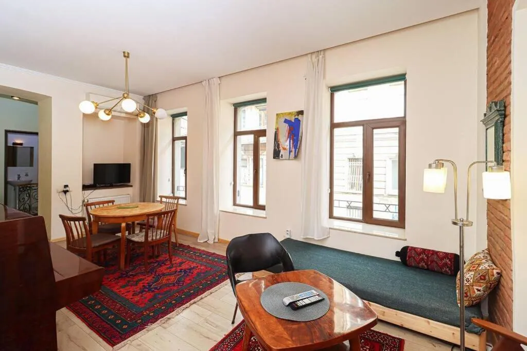 Image 4 of Vintage 2BR Apartment – Managed By Wehost