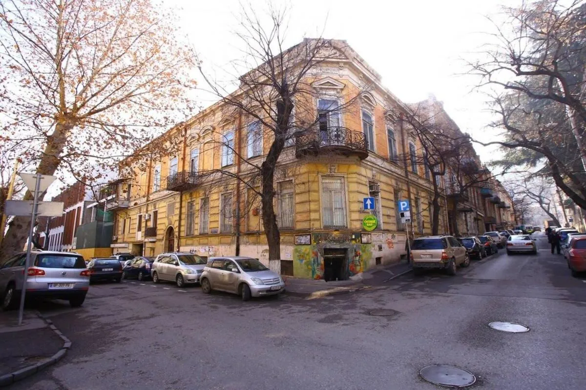 Image 5 of Wehost Loft next to the Freedom Square