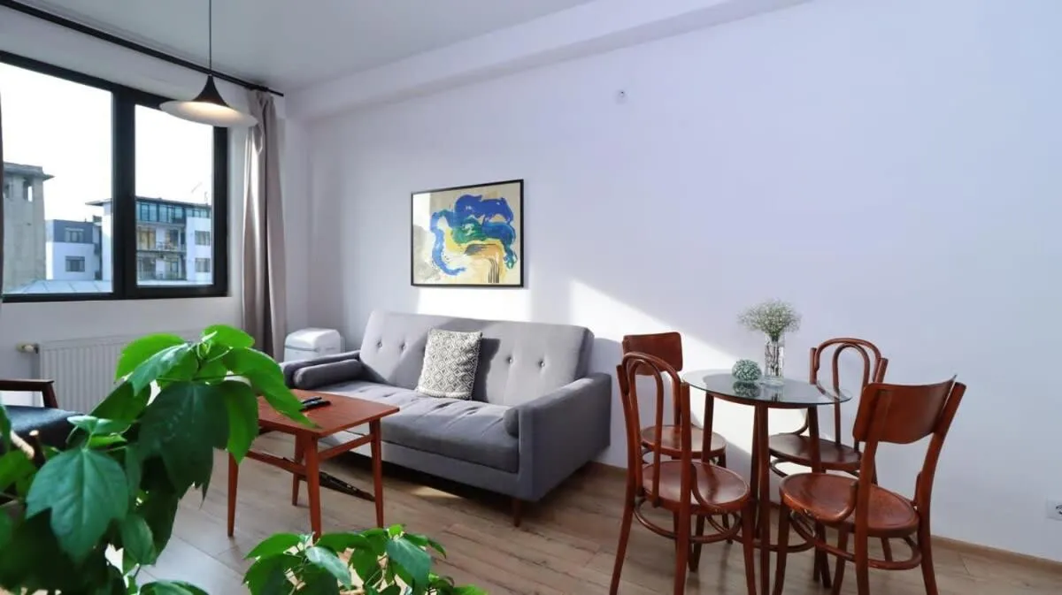 Image of Wehost Stylish Apartment Near Fabrika
