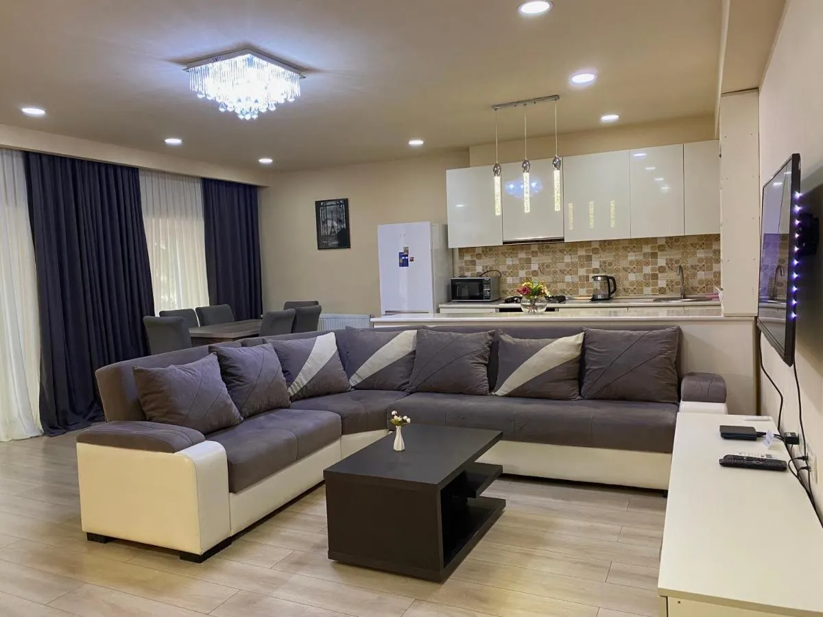 Image 4 of Zaav Apartment