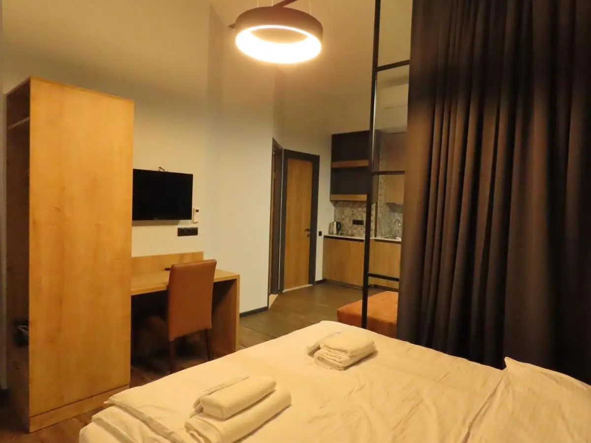Image 1 of 2BR loft apartment near Liberty square