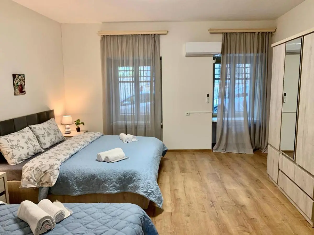 Image 3 of 3-room apartment in Old Tbilisi