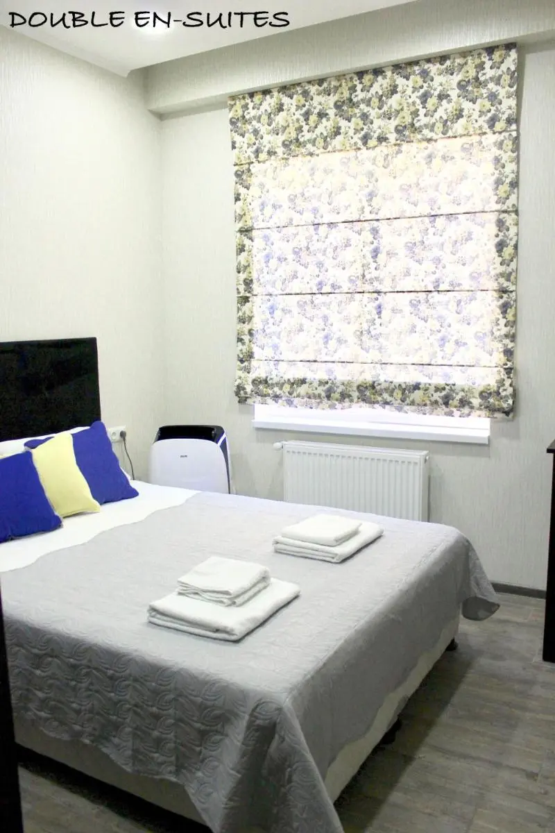 Image 6 of Apartment 23
