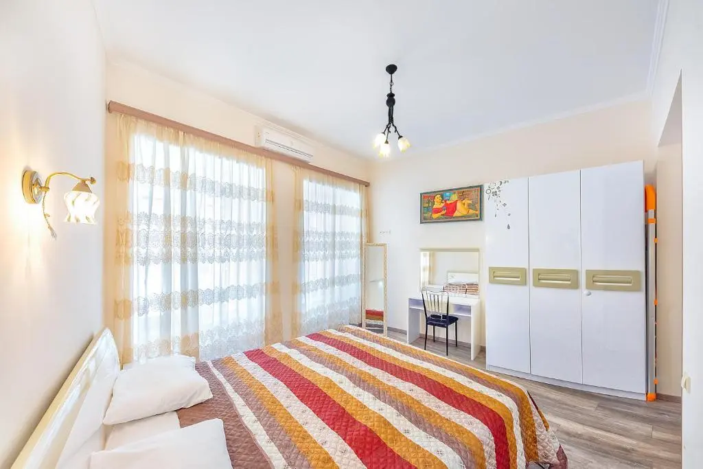 Image of Apartment #5