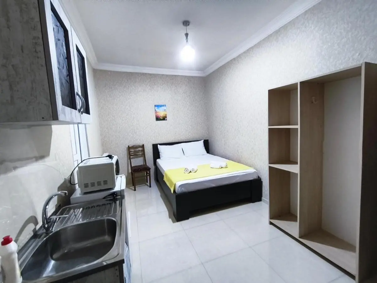 Image 4 of Apartment Panorama