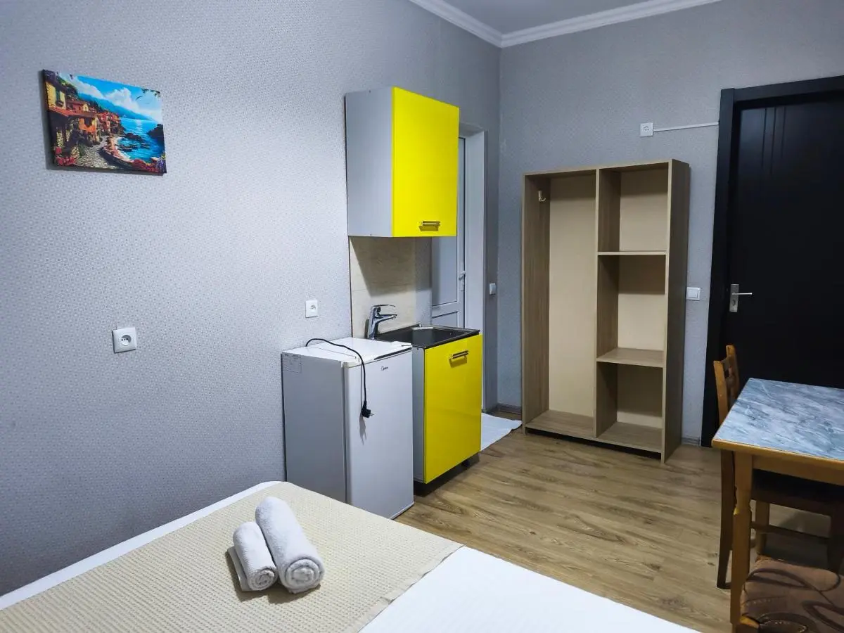 Image 3 of Apartment Panorama