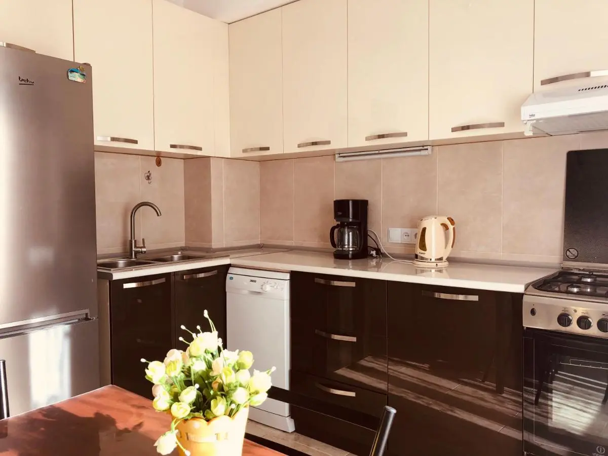 Image 2 of Apartment on Marjanishvili in Tbilisi