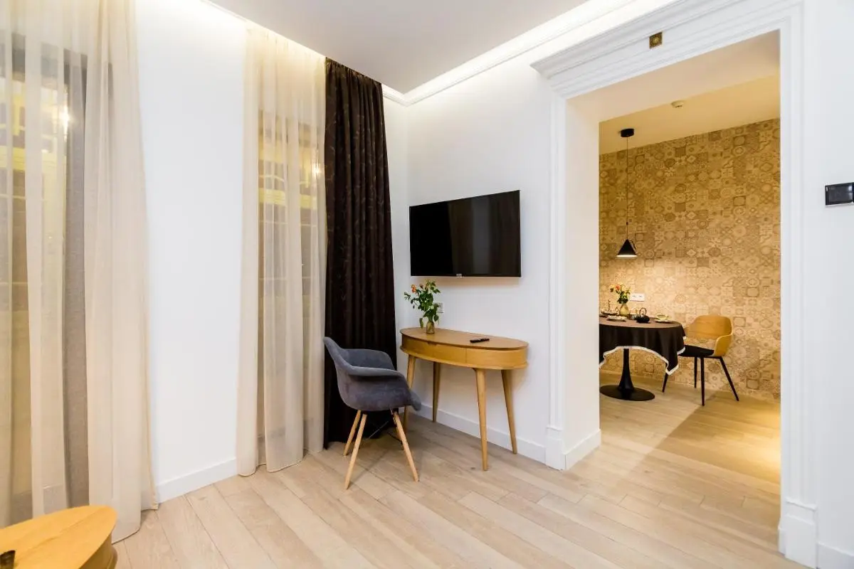 Image 4 of Boutique Apart Upe