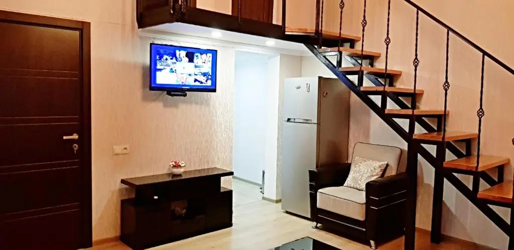 Image of Bright and Cozy Apartment on Aghmashenebeli Avenue