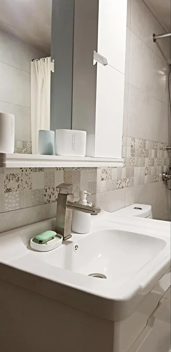 Image 4 of Bright and Cozy Apartment on Aghmashenebeli Avenue