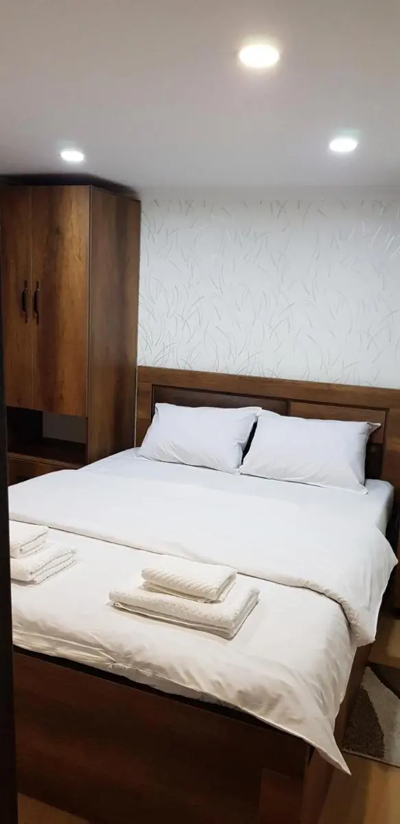 Image 3 of Bright and Cozy Apartment on Aghmashenebeli Avenue