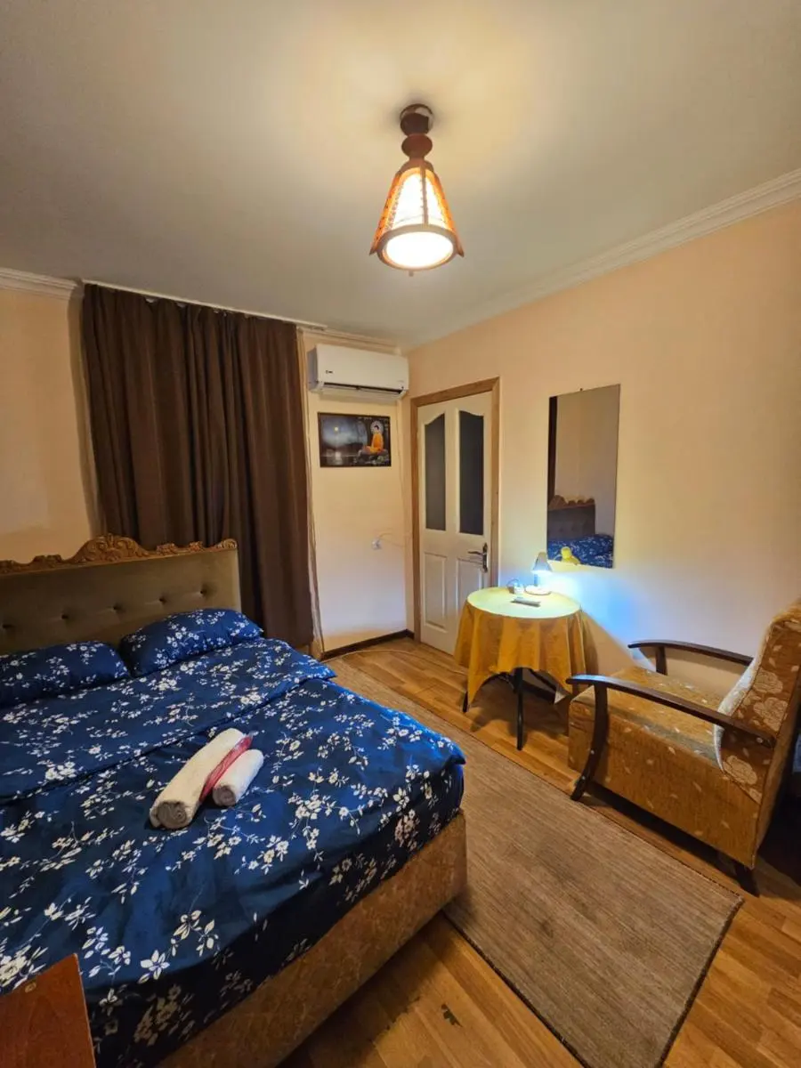 Image 2 of Buddha apartment