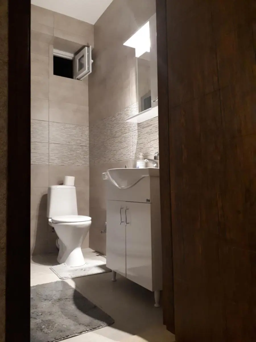 Image 2 of Busas Apartment