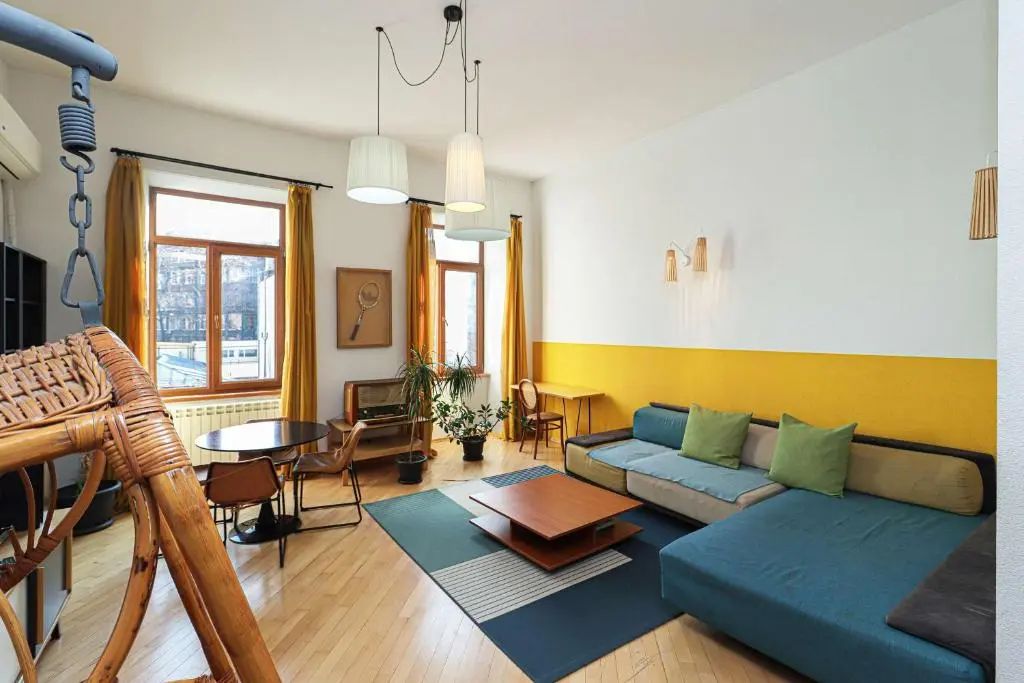 Image of Charming 2BR Near Rooms Hotel – By Wehost
