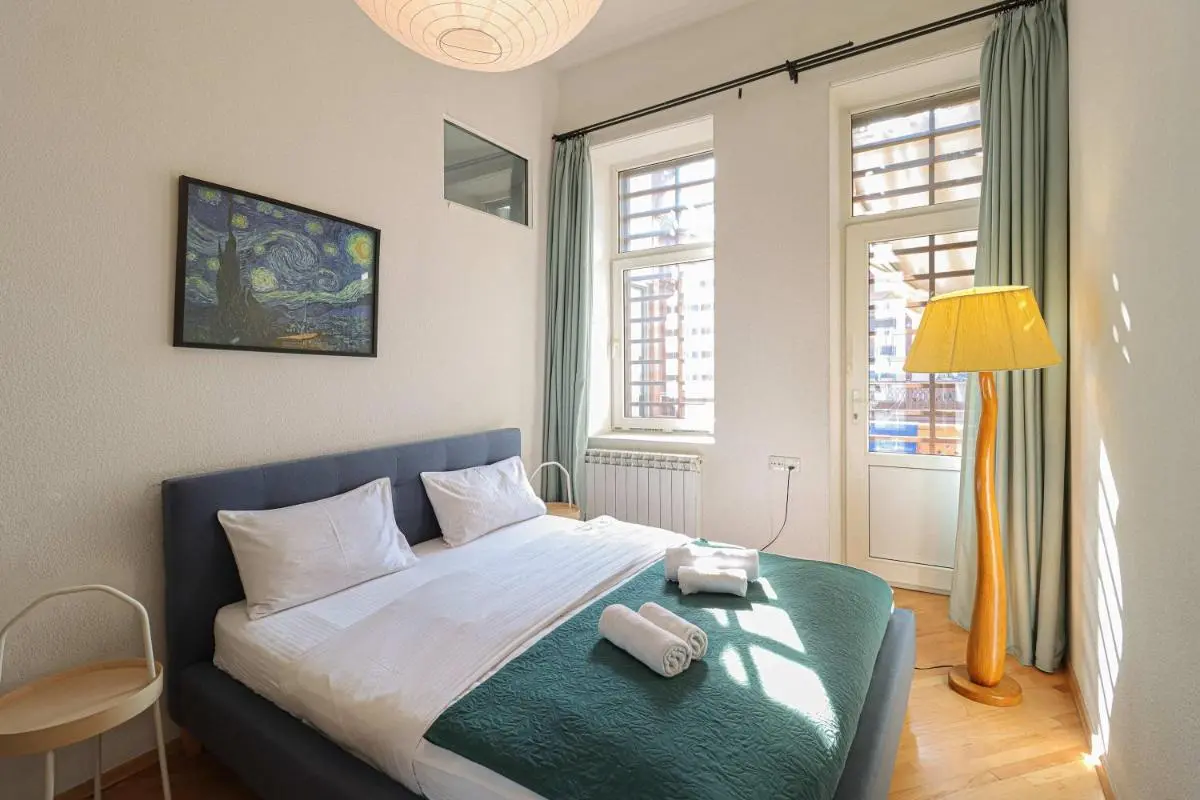Image 5 of Charming 2BR Near Rooms Hotel – By Wehost