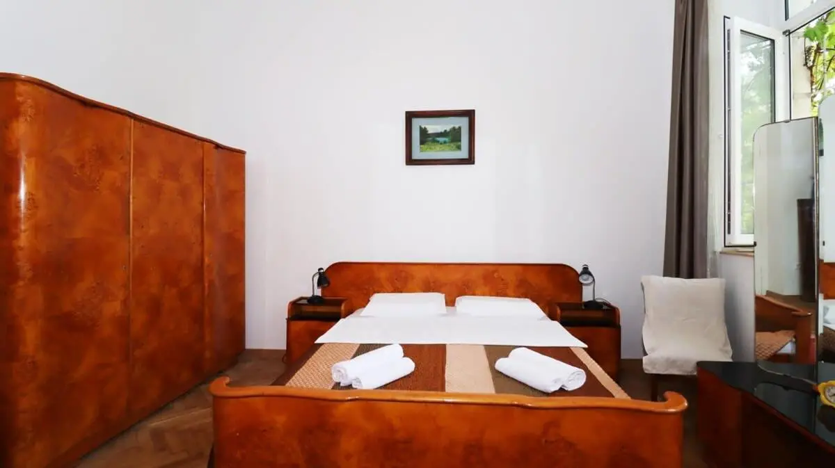 Image 4 of City Center Charm Family Apartment – By Wehost