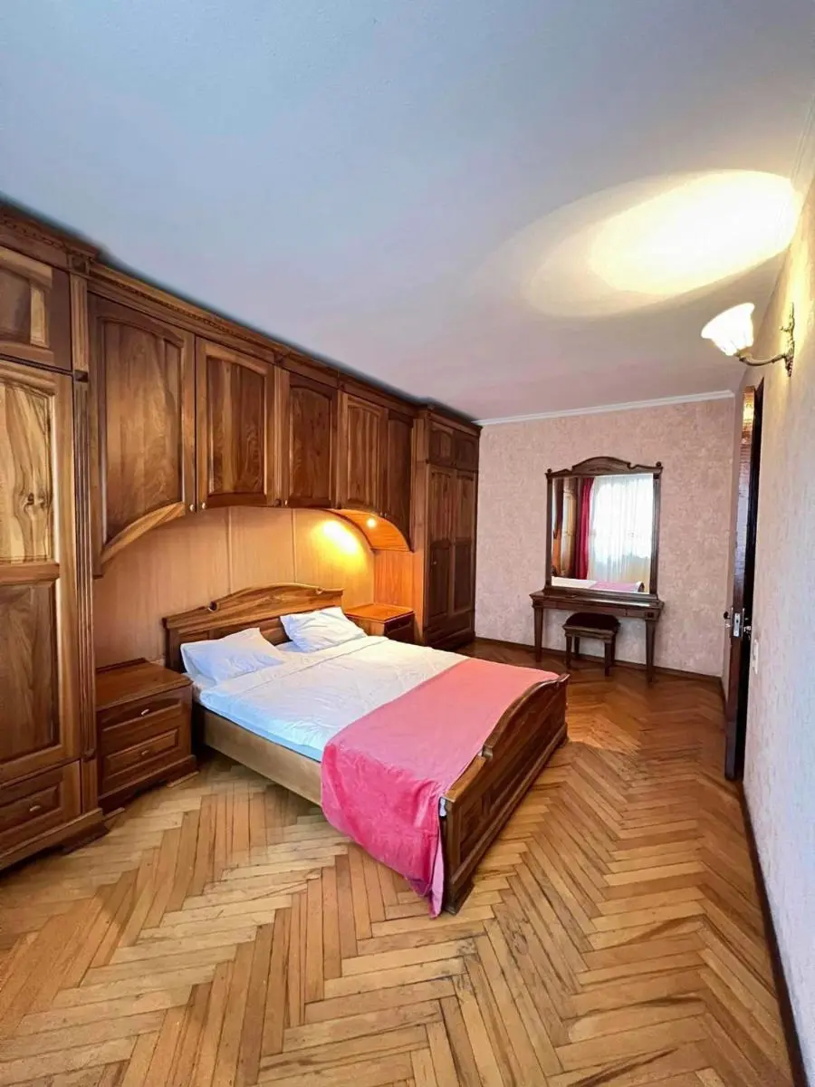 Image 2 of Cozy House