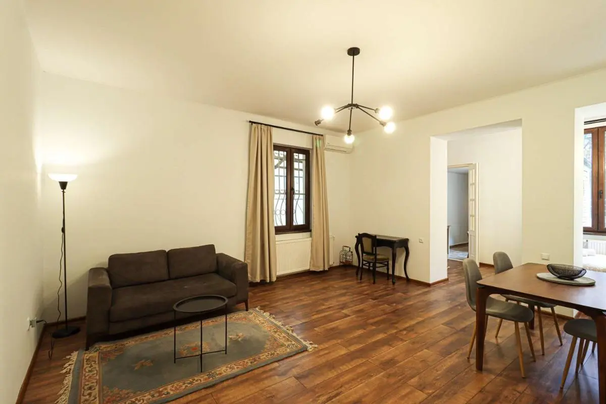 Image 6 of Cozy Vera Apt – By Wehost