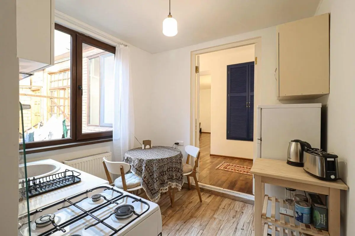 Image 3 of Cozy Vera Apt – By Wehost
