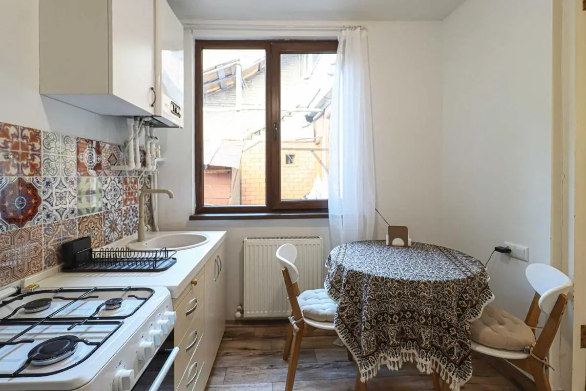 Image 4 of Cozy Vera Apt – By Wehost