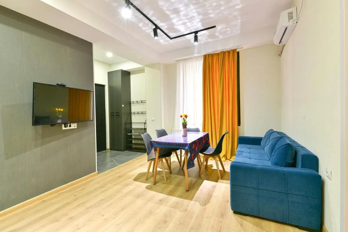 Image 4 of Cozy room apartment